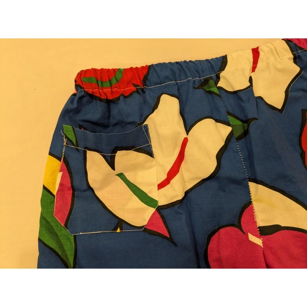 Vintage Bushwacker USA Beach Shorts Mens M Multicolor Floral Hawaiian 80s 90s